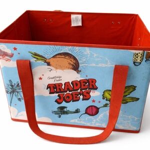 FREE SHIPPING! NWT. Trader Joe's Reusable Tote Bag